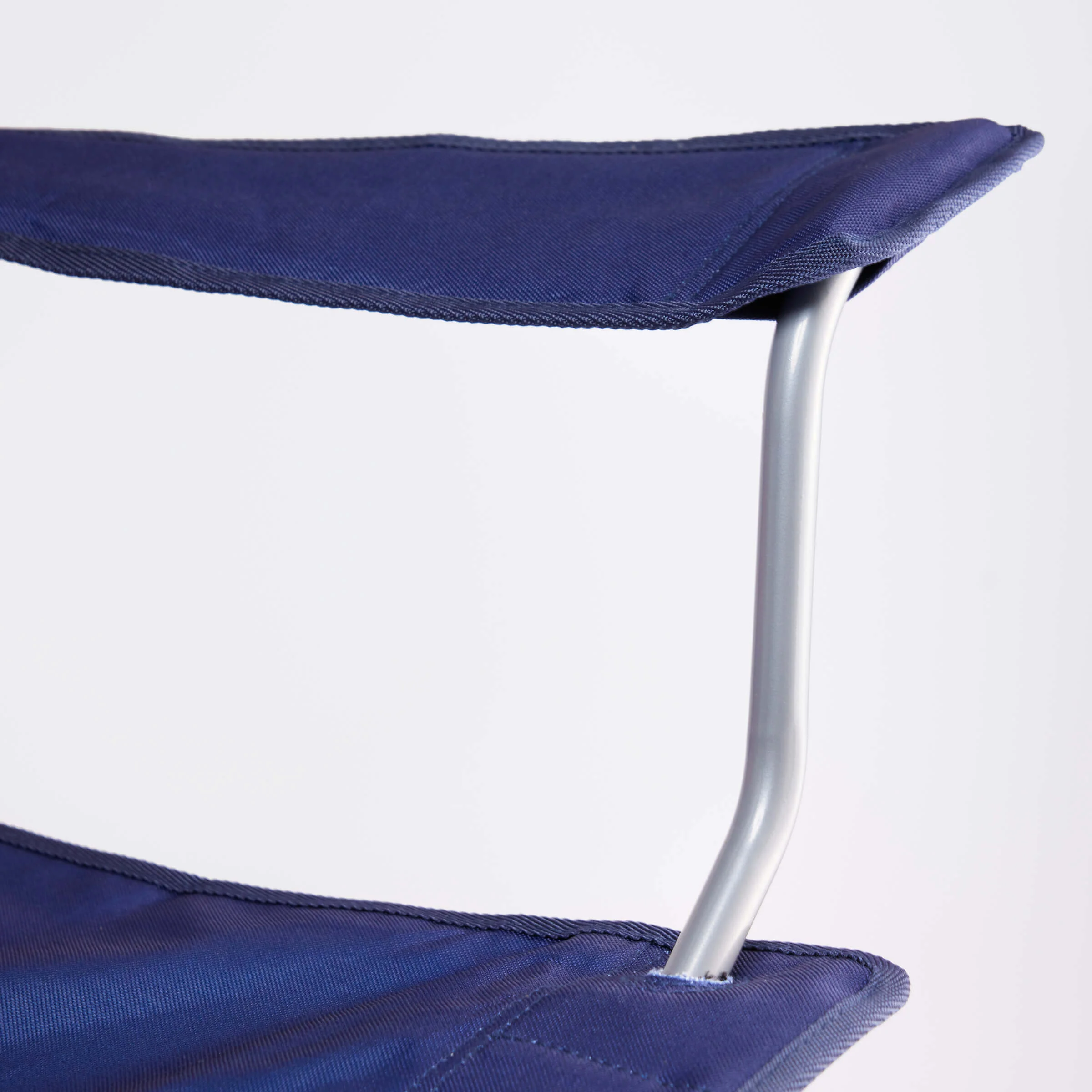 Guinness Toucan Hawaiian Beach Chair - Image 11